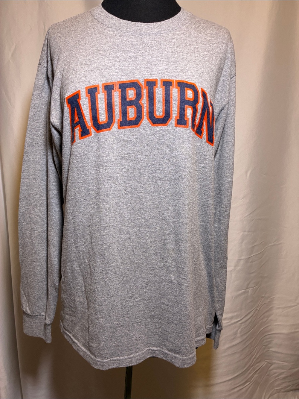 Auburn Vintage Crewneck Sweatshirt - Collegiate Russell Athletics. Tiger Rags